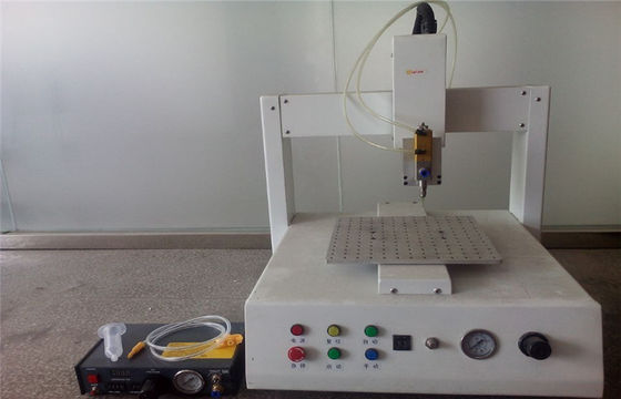 Robot de distribution de colle d'instrument de commande numérique par ordinateur de précision d'OEM avec l'interface RS232
