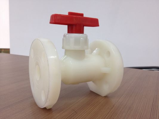 PN10 robinet à tournant sphérique en plastique de bride de la barre PP-H, 1/2 » à 12" DIN, norme ANSI, connexion de bride de JIS